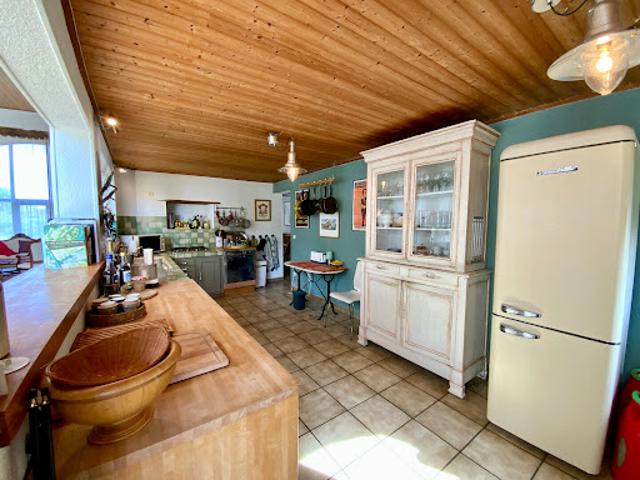 Vente Maison 6 pièces 186.2 m2 Ozillac
