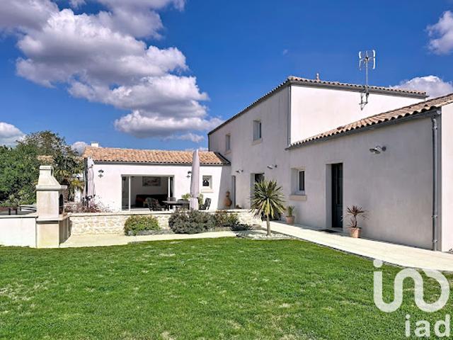 Vente Maison 6 pièces 187 m2 Bourgneuf