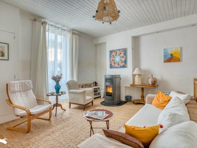 Vente Maison 6 pièces 187 m2 Seyches