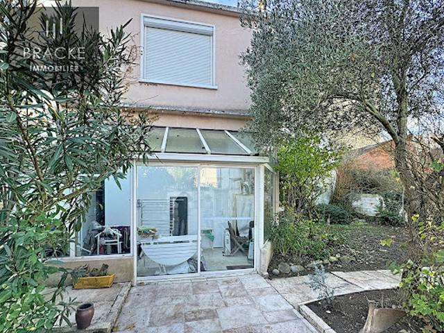 Vente Maison 6 pièces 187.85 m2 Courbevoie