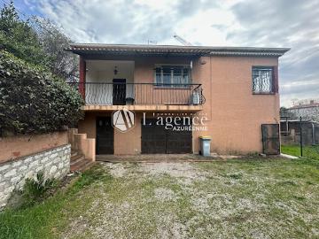 Vente Maison 6 pièces 187.89 m2 Saint Laurent du Var