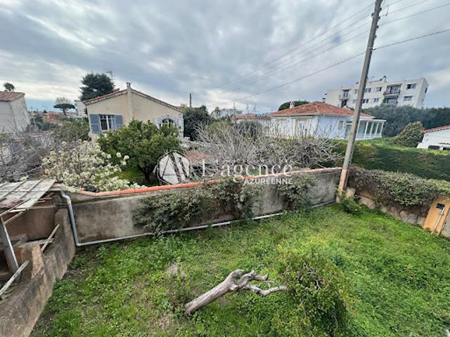 Vente Maison 6 pièces 187.89 m2 Saint Laurent du Var