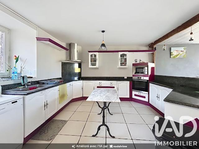 Vente Maison 6 pièces 188 m2 Tiranges