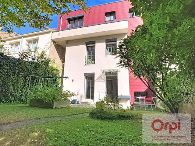 Vente Maison 6 pièces 188 m2 Vanves