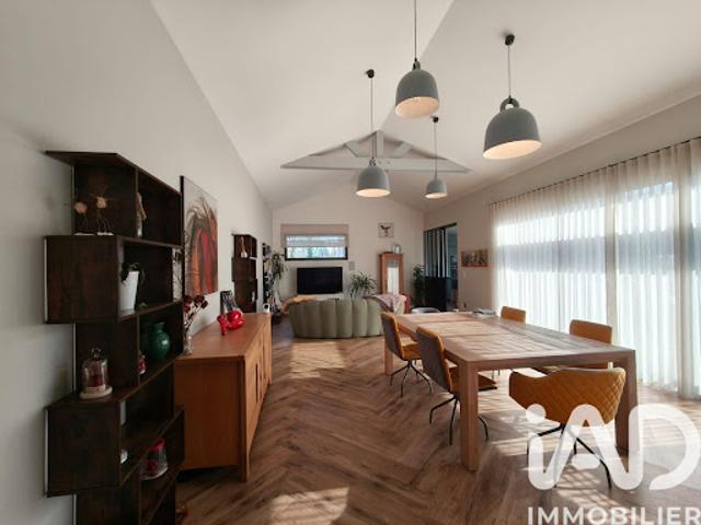 Vente Maison 6 pièces 189 m2 Montaigu