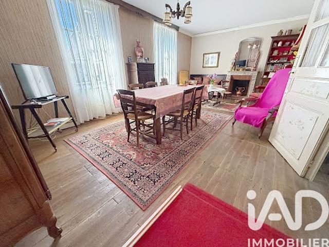 Vente Maison 6 pièces 189 m2 Châtillon sur Thouet