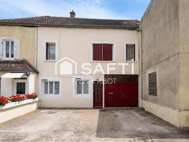 Vente Maison 6 pièces 189 m2 Vézelay