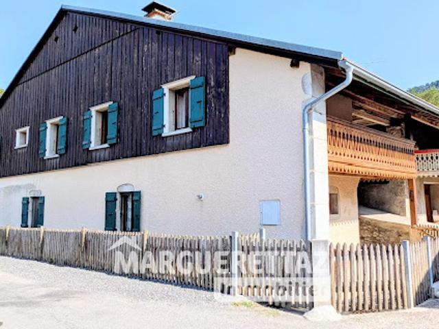 Vente Maison 6 pièces 180 m2 Mieussy