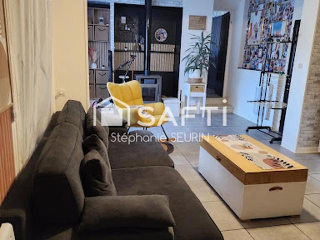 Vente Maison 6 pièces 180 m2 Montlieu la Garde