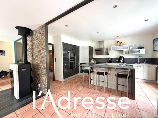 Vente Maison 6 pièces 180 m2 Octeville sur Mer