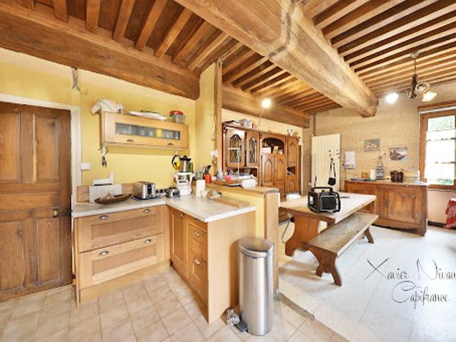 Vente Maison 6 pièces 180 m2 Lescheroux