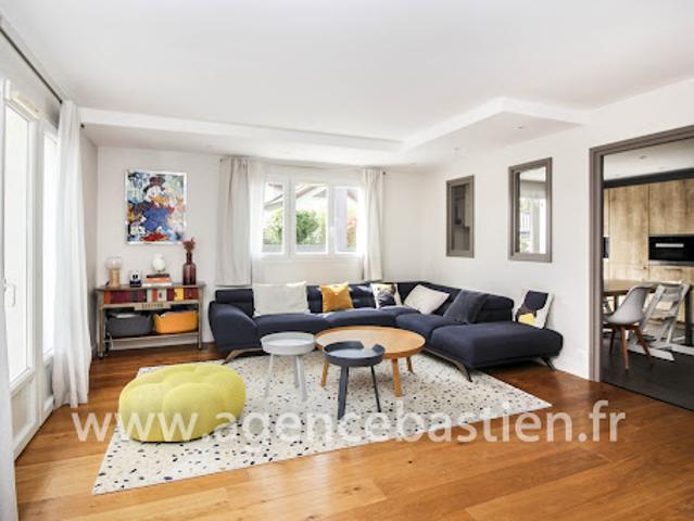 Vente Maison 6 pièces 180 m2 Divonne les Bains
