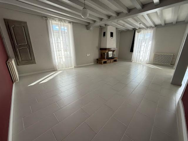 Vente Maison 6 pièces 180 m2 Escurolles