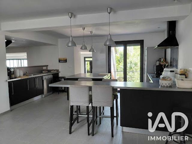 Vente Maison 6 pièces 180 m2 Gallardon