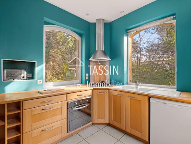 Vente Maison 6 pièces 180 m2 Lyon 9ème