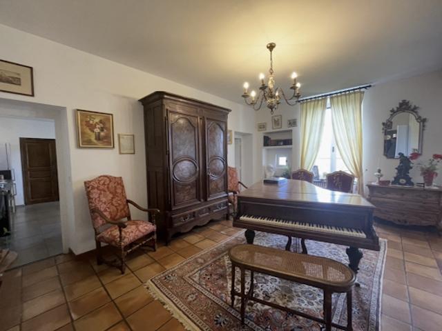 Vente Maison 6 pièces 180 m2 La Loubière