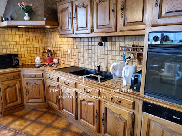 Vente Maison 6 pièces 180 m2 Piégut Pluviers