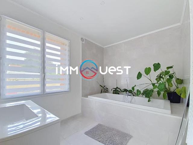 Vente Maison 6 pièces 180 m2 Rumilly