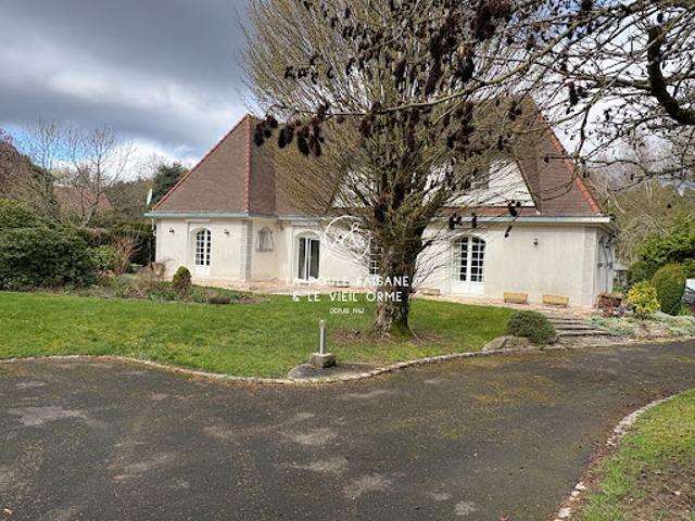 Vente Maison 6 pièces 180 m2 Poigny la Forêt