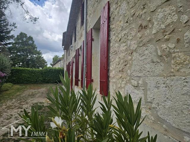 Vente Maison 6 pièces 180 m2 Saint Antoine de Breuilh