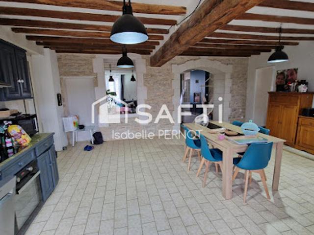 Vente Maison 6 pièces 180 m2 Saint Cyr les Colons
