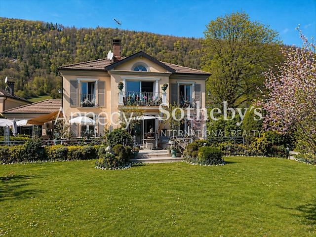Vente Maison 6 pièces 196 m2 Sevrier