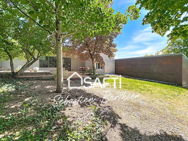 Vente Maison 6 pièces 180 m2 Vendine