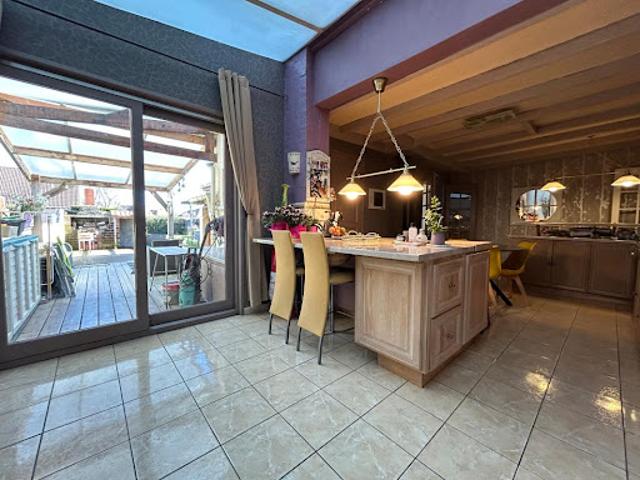 Vente Maison 6 pièces 180 m2 Wavrin