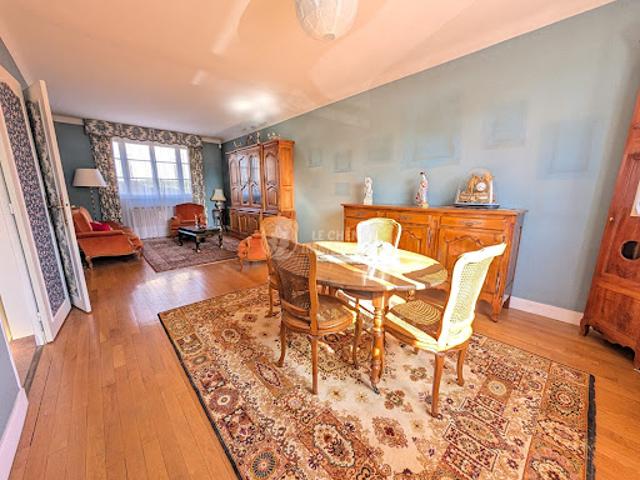 Vente Maison 6 pièces 180.36 m2 Le chesnay