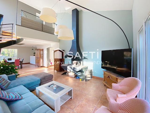 Vente Maison 6 pièces 181 m2 Bouloc