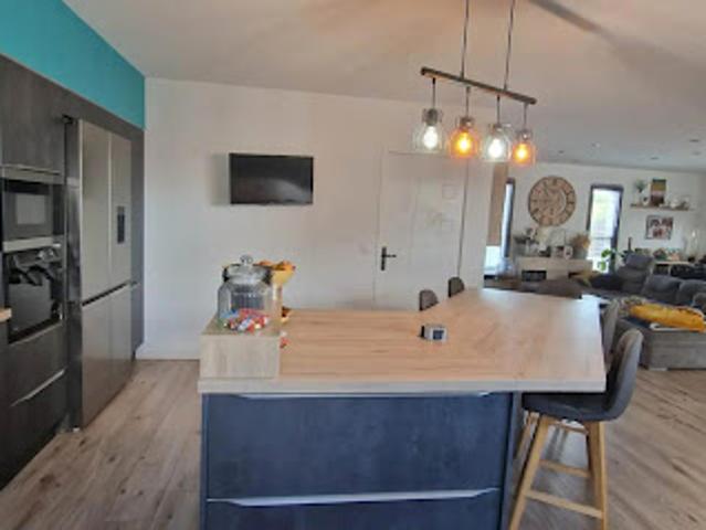 Vente Maison 6 pièces 181 m2 Homps