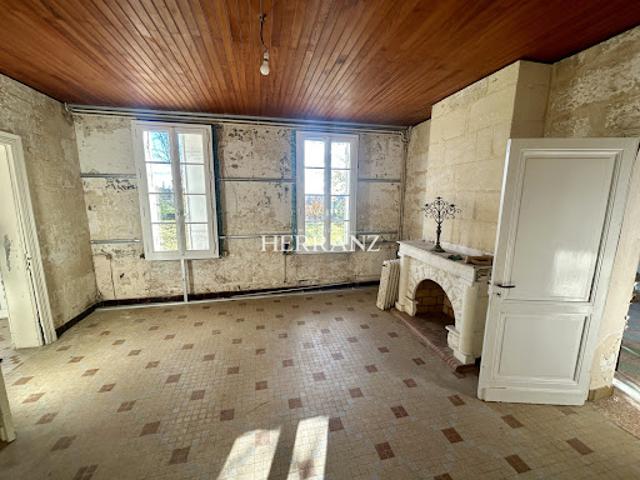 Vente Maison 6 pièces 181 m2 Lussac