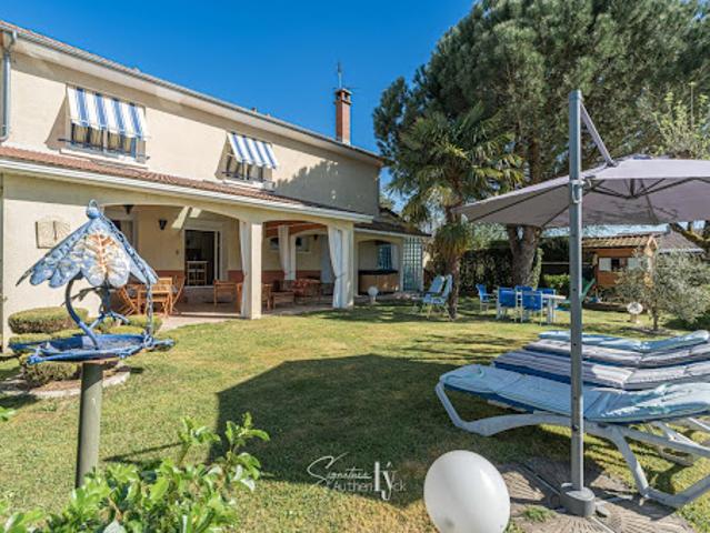 Vente Maison 6 pièces 181 m2 Le Vigen