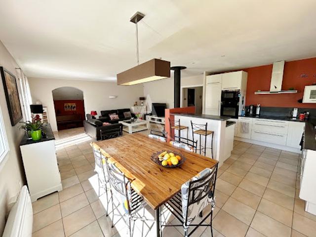 Vente Maison 6 pièces 182 m2 Merville