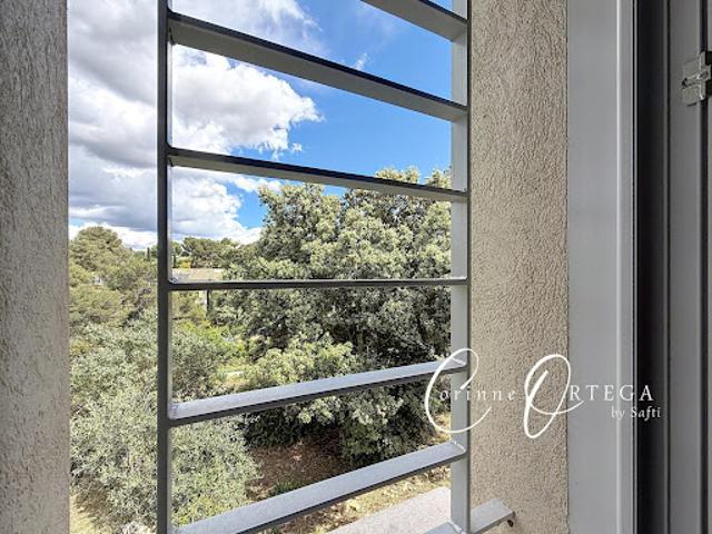 Vente Maison 6 pièces 182 m2 Nimes