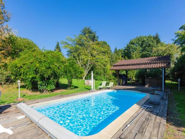 Vente Maison 6 pièces 182 m2 Estang