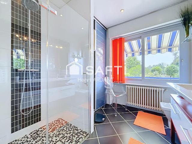 Vente Maison 6 pièces 182 m2 Limoges
