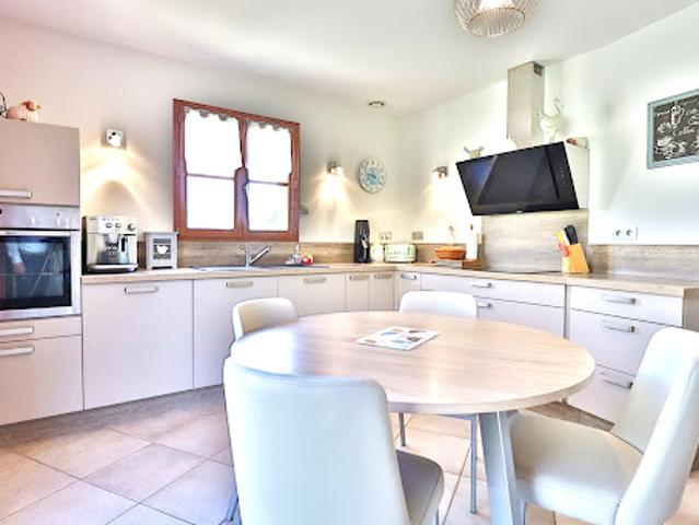 Vente Maison 6 pièces 182 m2 Foucheres