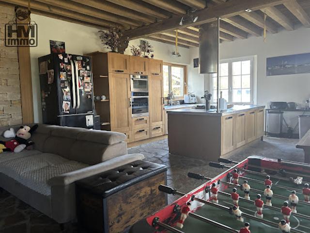 Vente Maison 6 pièces 182 m2 Saint Yrieix la Perche