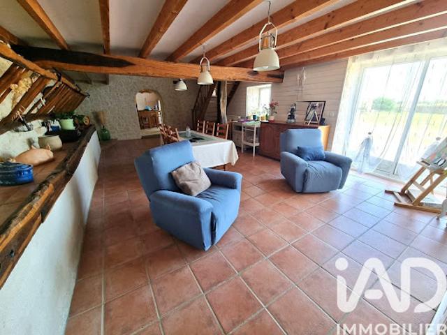 Vente Maison 6 pièces 182 m2 Thénezay
