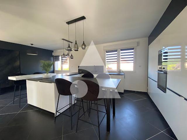 Vente Maison 6 pièces 183 m2 Bessoncourt
