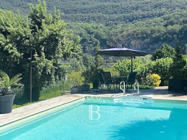 Vente Maison 6 pièces 183 m2 Brison Saint Innocent
