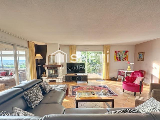 Vente Maison 6 pièces 183 m2 Carla Bayle