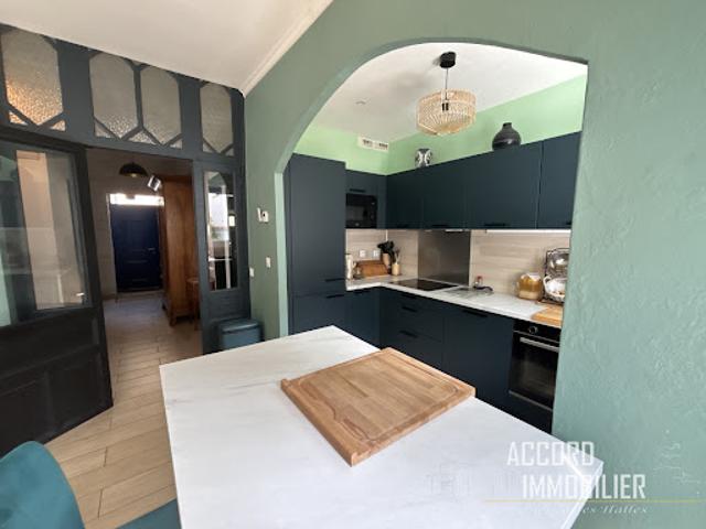Vente Maison 6 pièces 183 m2 Puisserguier