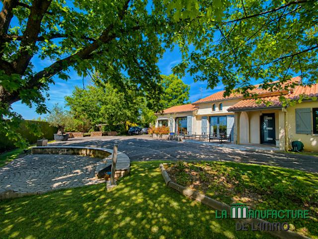 Vente Maison 6 pièces 183.98 m2 Saint Galmier