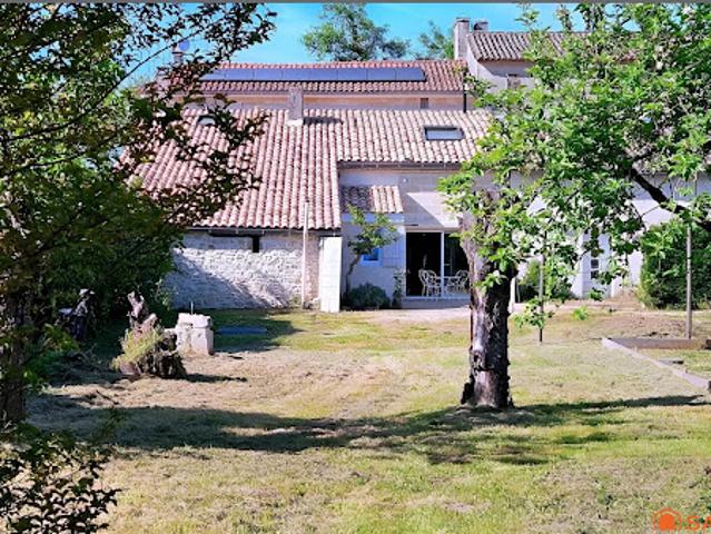 Vente Maison 6 pièces 194 m2 Eynesse