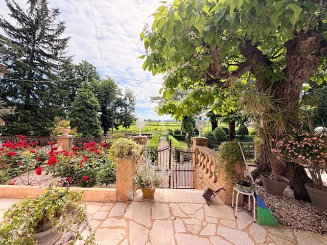 Vente Maison 6 pièces 194 m2 Parnac