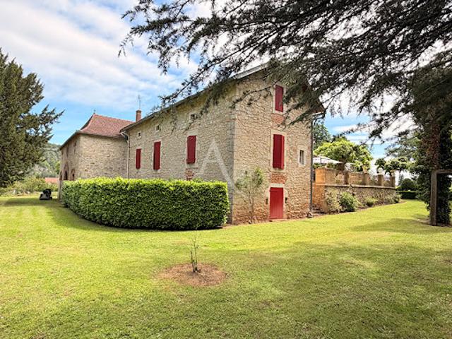 Vente Maison 6 pièces 194 m2 Parnac