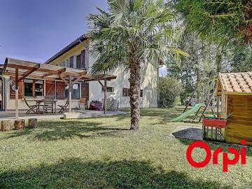 Vente Maison 6 pièces 195 m2 Cailloux sur Fontaines