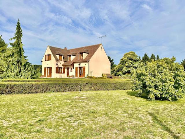 Vente Maison 6 pièces 195 m2 Chaintreaux